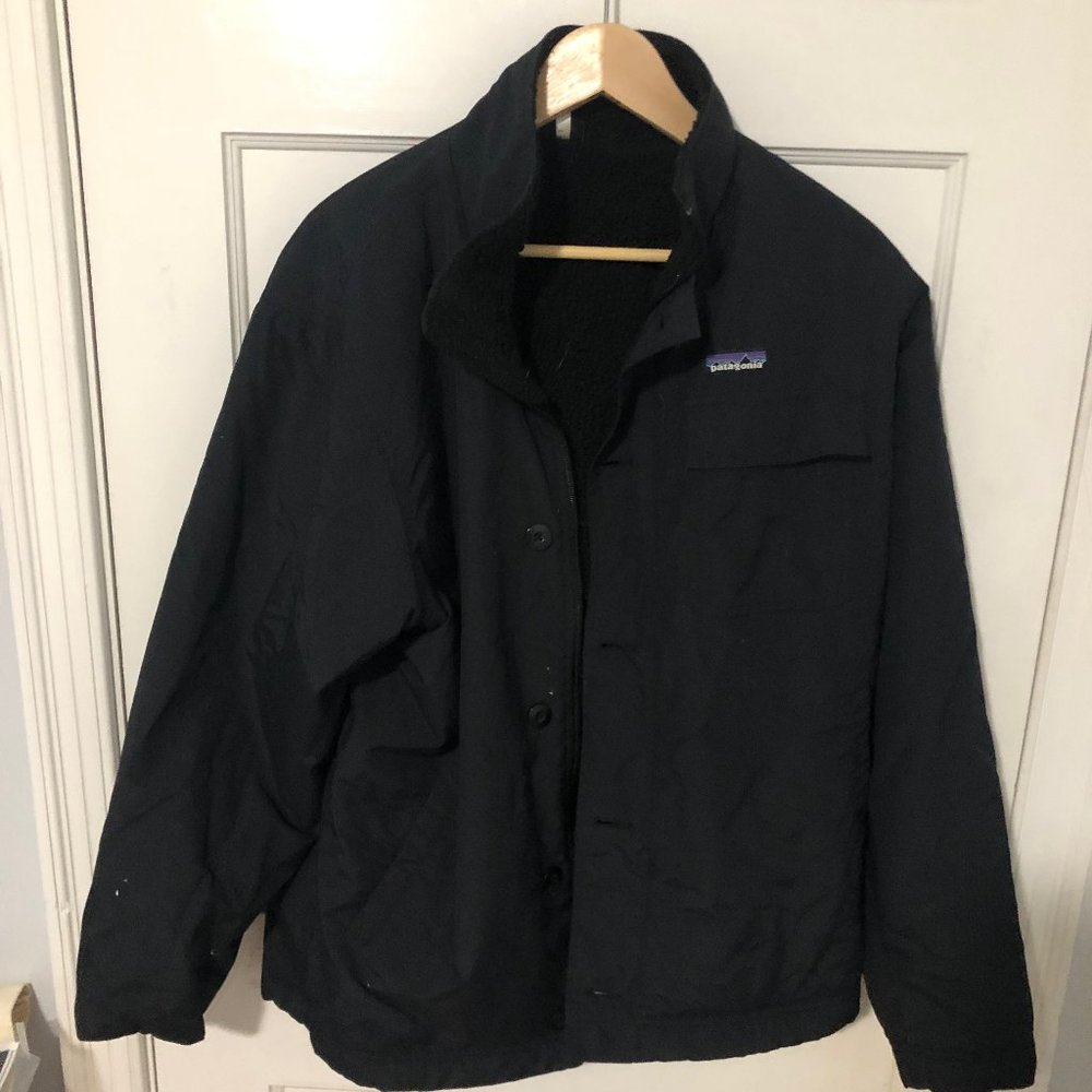 Men’s PATAGONIA black fleece lined jacket